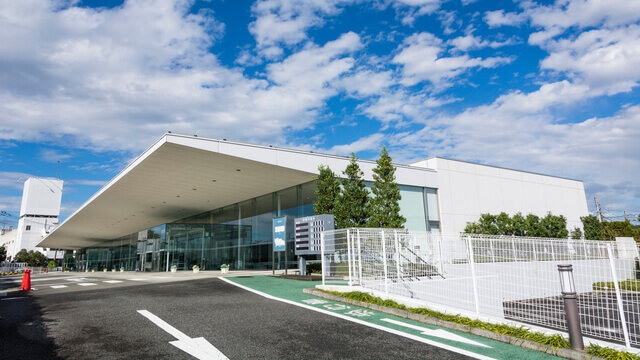 全国5,300カ所以上の葬儀場・斎場を紹介！